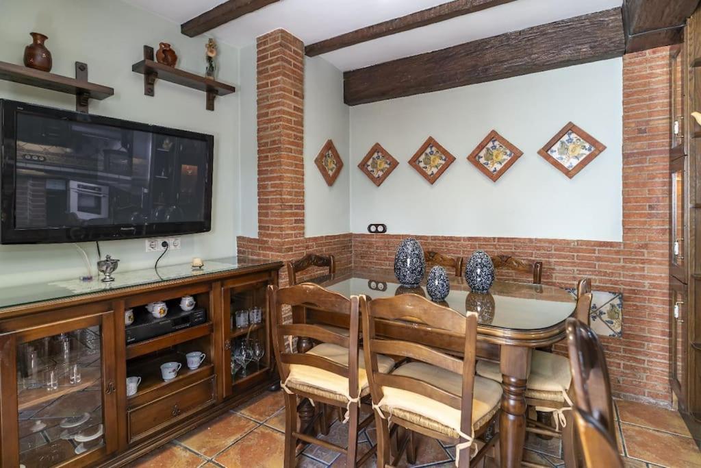 Casa Con Patio Y Terraza En Barrio Historico De La Villa, Junto Al Adarve Priego de Córdoba Екстериор снимка